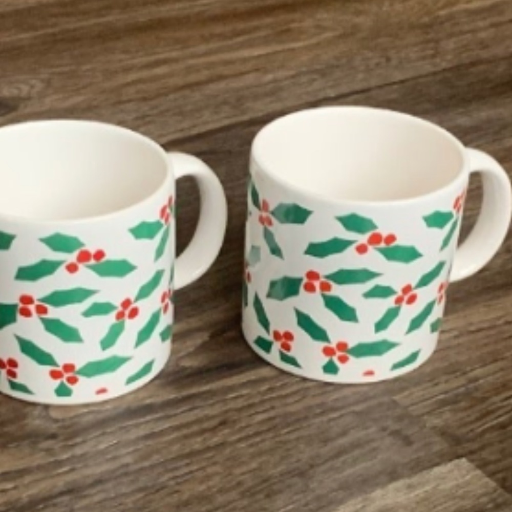 Waechtersbach Holly Mugs Made in Spain Set of 2